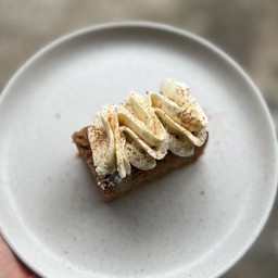 Banana Cake with buttercream (GF) (N)
