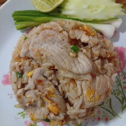 ข้าวผัดหมู