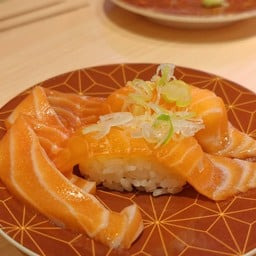 KATSU MIDORI Dusit Central Park