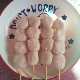 นุลูกชิ้นทอด