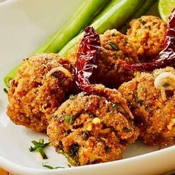 ลาบหมูทอด