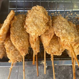 เกี้ยวทอด ไก่ทอด