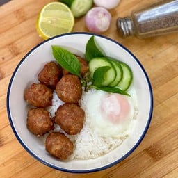 ข้าว x หมู 3 เกลอ 🌿🧄🧂