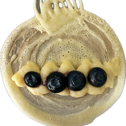 ขนมโตเกียวไส้ครีม + บลูเบอร์รี่