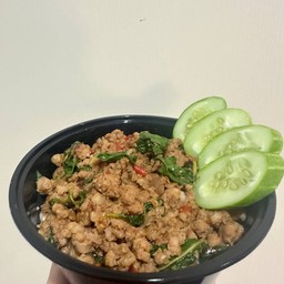 กะเพราเป่าปาก Room 312