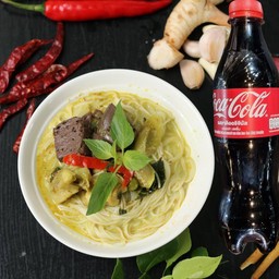 เซตอร่อยซ่า ขนมจีนน้ำยาแกงเขียวหวาน + น้ำโค้ก