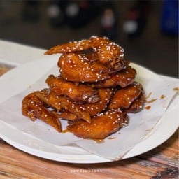 Setอิ่มคุ้ม ปีกปลาย 6 ชิ้น+ข้าวสวย+ไชเท้าดอง