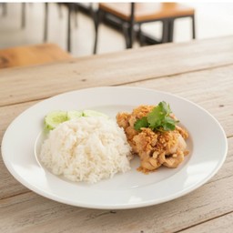 ข้าวไก่กระเทียมพริกไท