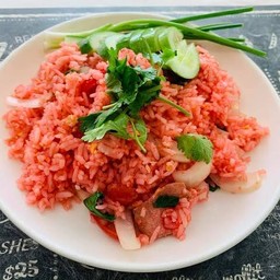 ข้าวผัดรถไฟเนื้อ