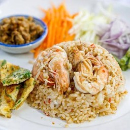 ข้าวผัดน้ำพริกกุ้งสด