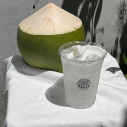 น้ำมะพร้าวสด