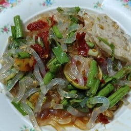 ตำถั่วเส้นแก้วหมูยอ