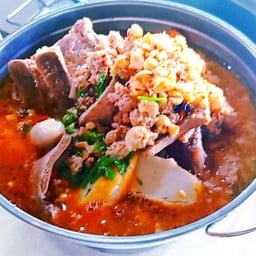 หม้อไฟต้มยำจอมทัพ