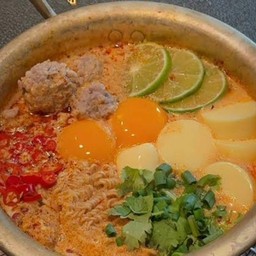 มาม่าหมูสับทรงเครื่อง