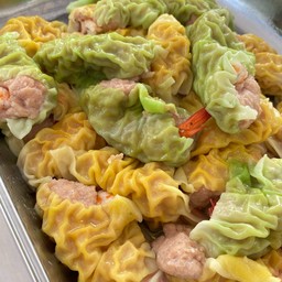 เกี๊ยวหมูเด้งไส้โบโลน่า 4 ชิ้น