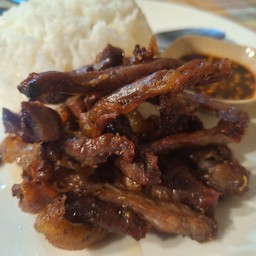 เนื้อจิ้มแจ๋วราดข้าว