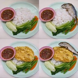 ข้าวน้ำพริกกะปิ+ผักต้ม