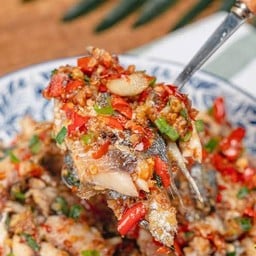 ข้าว+ปลาทูคั่วพริกเกลือ