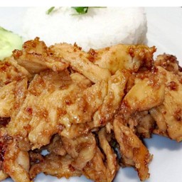 ข้าวราดไก่กระเทียม