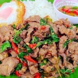 กระเพราเนื้อ