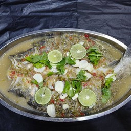 ปลากระพง  นึ่งมะนาว