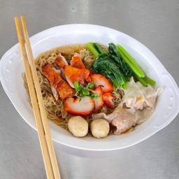 บะหมี่เกี๊ยว หมูแดงเป็ดย่าง