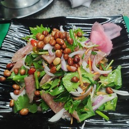 ยำแหนม