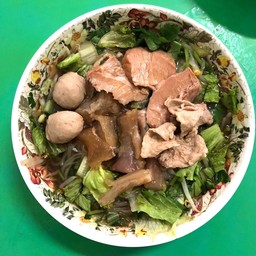 ก๋วยเตี๋ยวรวมทุกอย่าง