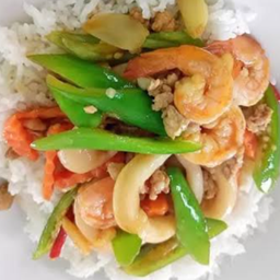 ผัดพริกหยวกหมึก