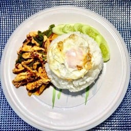 โครตกะเพราพริกแห้ง นาย ก