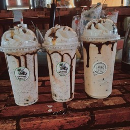 นมสดปั่นโอริโอ้วิปครีม