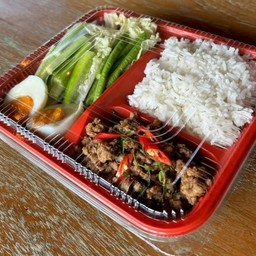 ข้าว น้ำพริกผัดท่าพระอาทิตย์