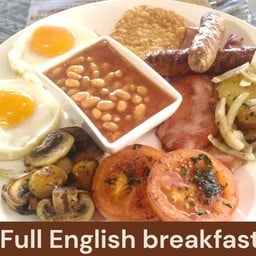 นุ้ยคิดเช่น Karon