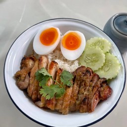 ข้าวไก่อบ ไข่มะตูม (สามเกลอ)