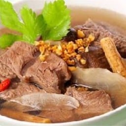 ก๋วยเตี๋ยวโกเด้งหมูเนื้อ-บางแก้ว หน้าเซเว่นจุด4