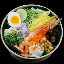 ข้าวคลุกน้ำปลาทะเลทรงเครื่อง (ปูม้า+กุ้งแม่น้ำ)