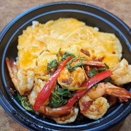 กะเพราพริกแห้ง+กุ้ง