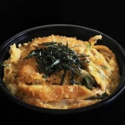 ข้าวหน้าไก่ทอดใส่ไข่ (โทริคัตสึด้ง)