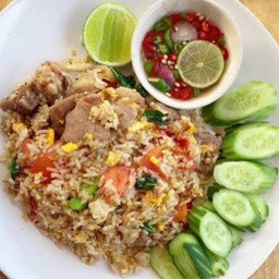 ข้าวผัดหมู