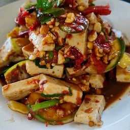 ตำไก่ยอ ปูปลาร้า