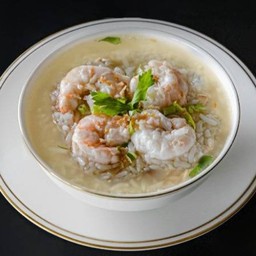 ข้าวต้มกุ้งแม่น้ำ