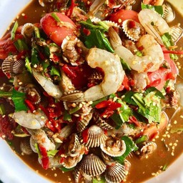 ตำกุ้งสดหอยแครง