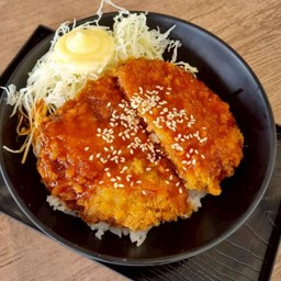 (ต้นตำหรับ) ข้าวหน้าแฮมเบิร์กหมูอิเซไก