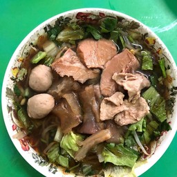 เกาเหลารวม(,ลูกชิ้น,เนื้อเปิ่อย,เอ็นแก้ว,เนื้อสด)