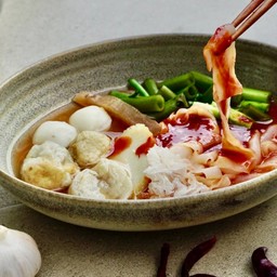 เย็นตาโฟรสแซ่บ