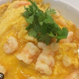 ข้าวราดไข่ข้นกุ้ง