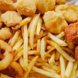 เฟรนช์ฟรายส์+นักเก็ต+ไก่ป๊อป