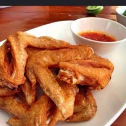 ปีกไก่ทอดเกลือ