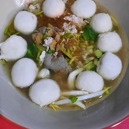 เตี๋ยว ยิ้มแป้น