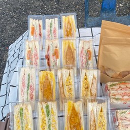 อิ่มคู่ อิ่มคุ้ม ตามสั่ง